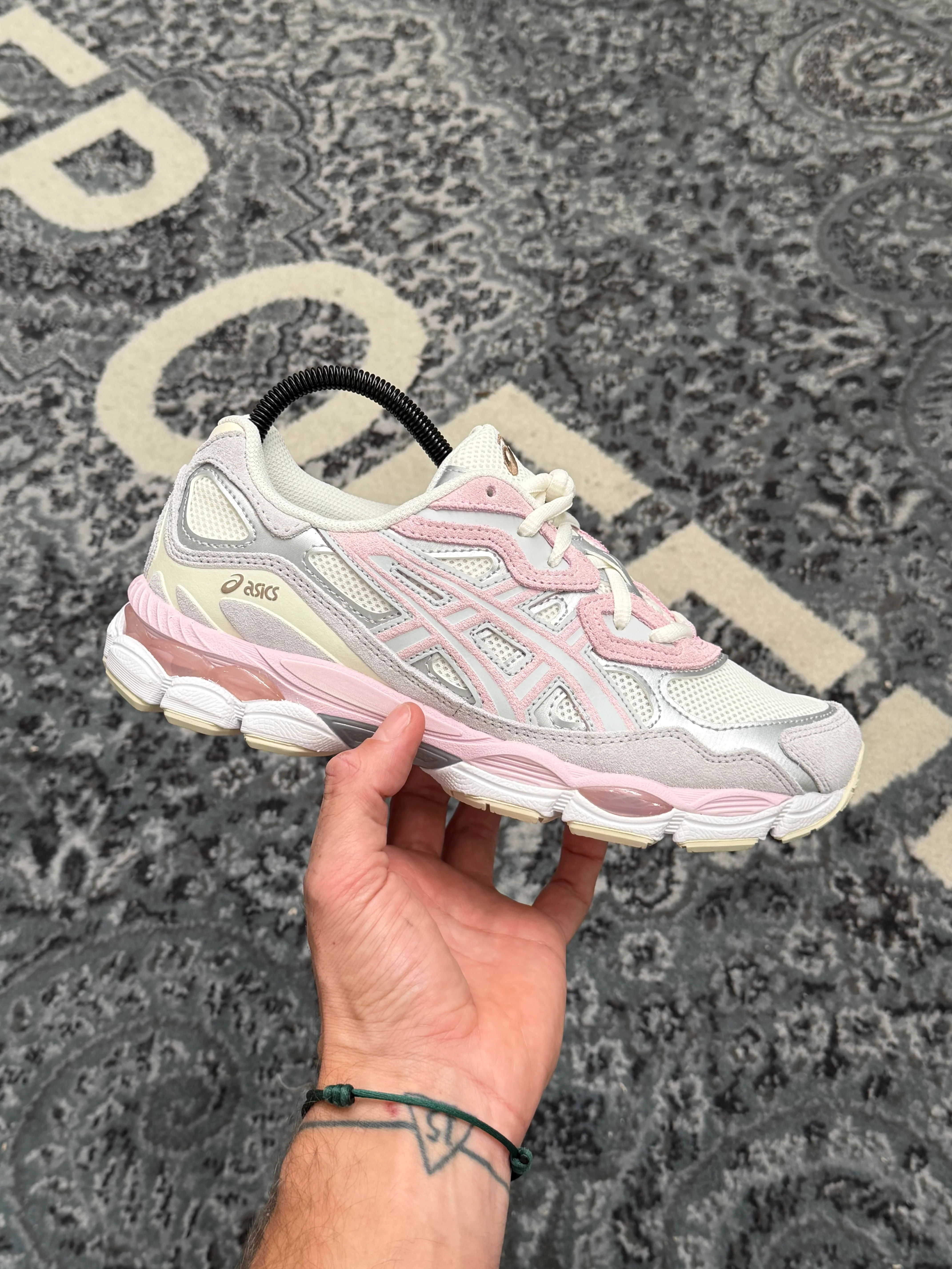 ASICS Gel-NYC Concrete Barely Rose - Image 2