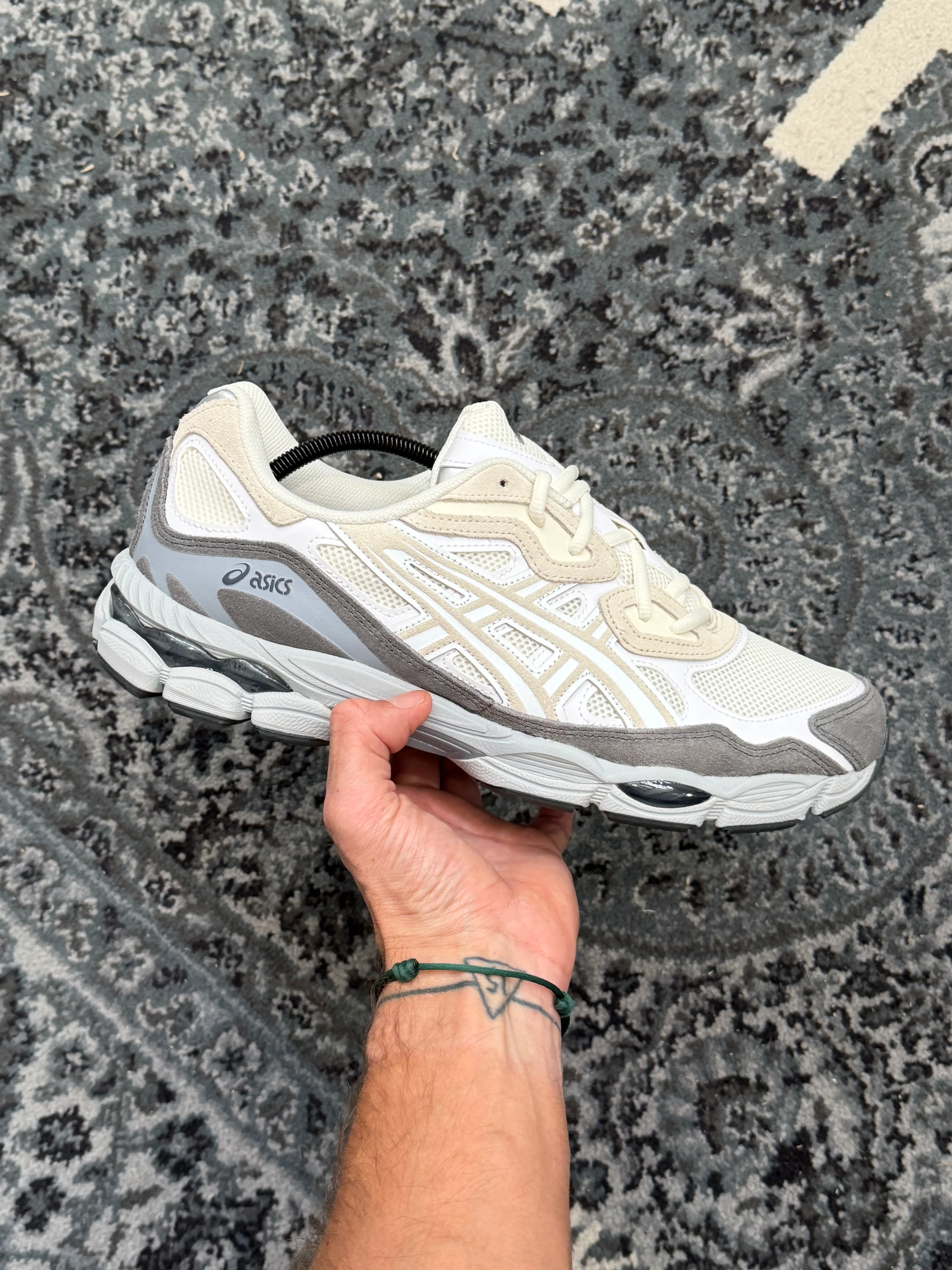 ASICS Gel-NYC Cream White - Image 2